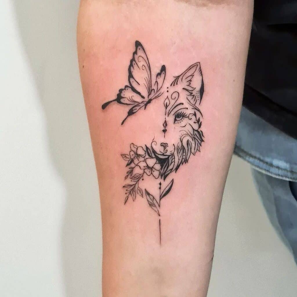 2023's Most Beautiful Wolf Tattoos For Women: Are They Too Lifelike? - tattoogenda.com